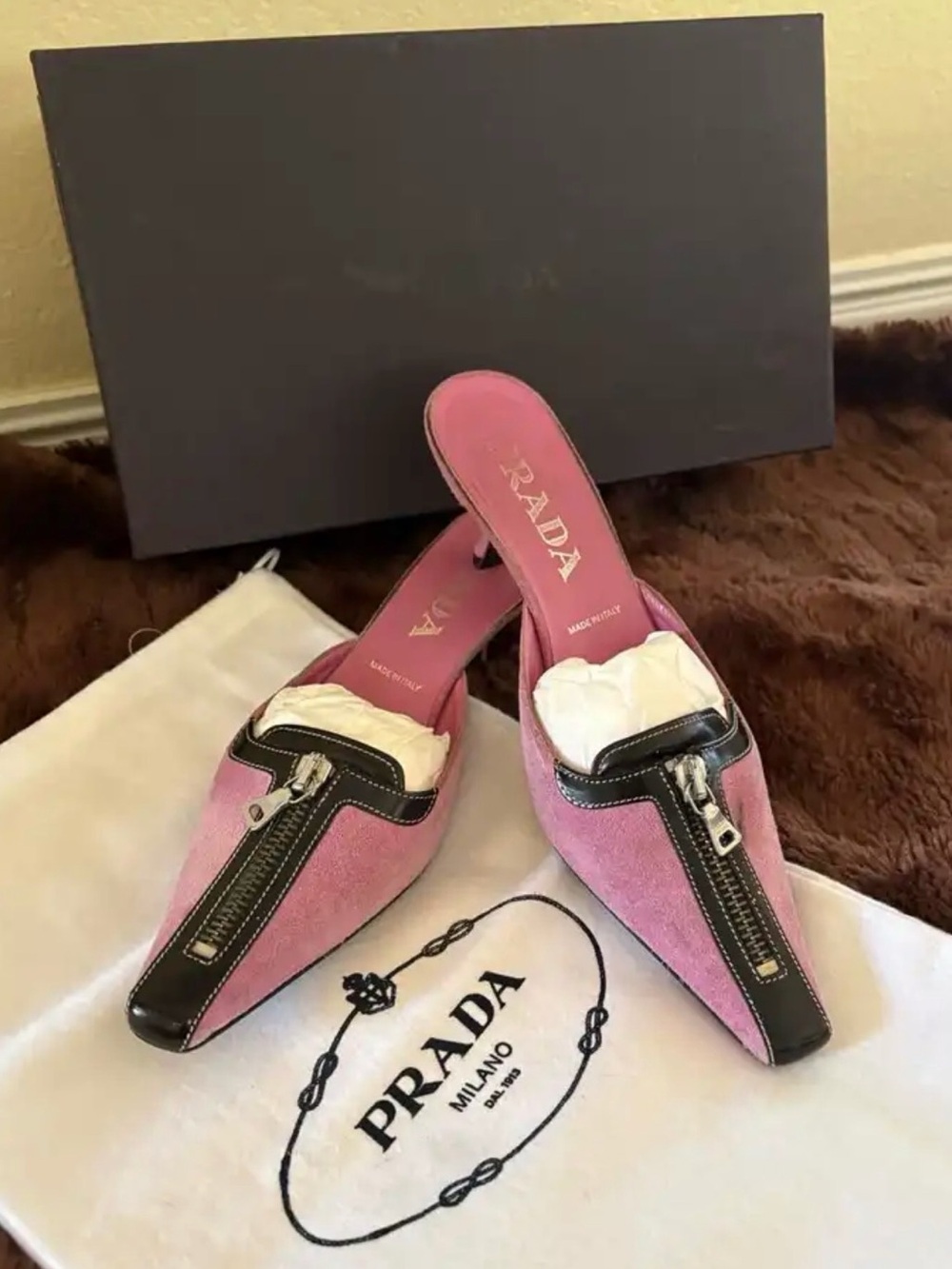 Prada Pink Suede Pointed Mule with Black Leather Zip Trim - Picture 2 of 3